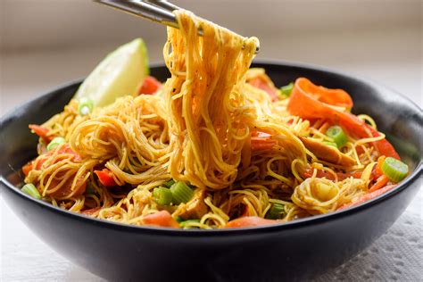 how to make singapore rice noodles curry